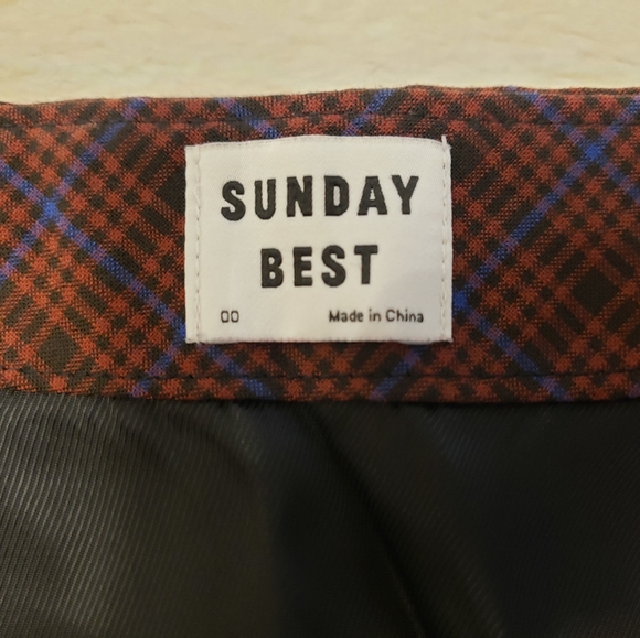 Sunday Best Mini-Skirt - Picture 3 of 6